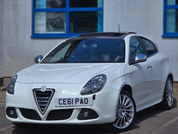 Used Alfa Romeo Giulietta 2011 for sale - 79392384: Photo