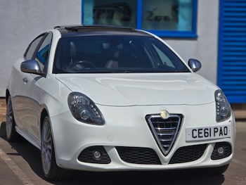 Used Alfa Romeo Giulietta 2011 for sale - 79392384: Photo