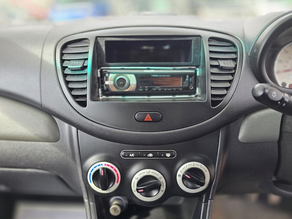 Used Hyundai i10 2009 for sale - 75683326: Photo 14