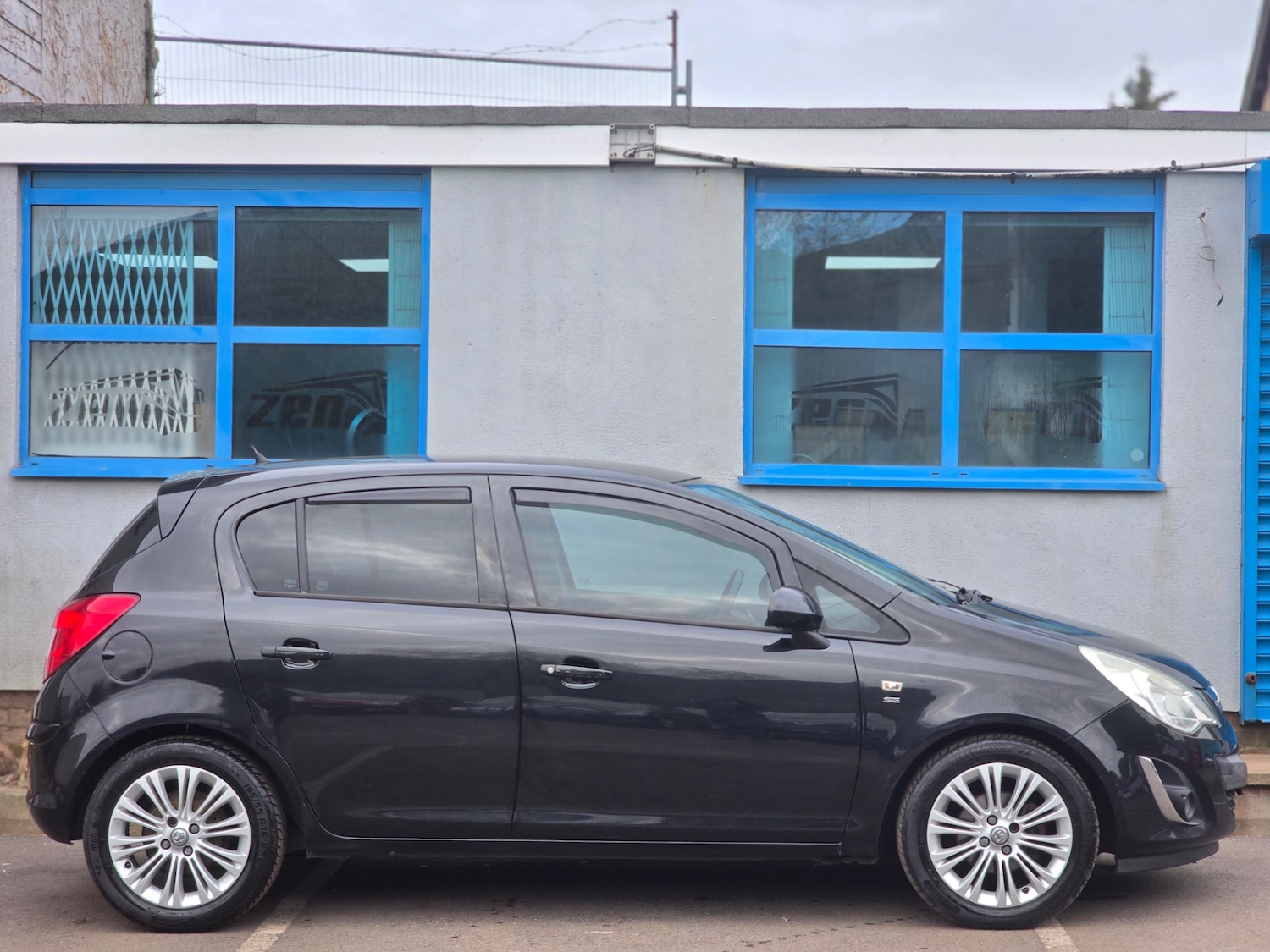 Used Vauxhall Corsa 2012 for sale - 78014399: Photo 8