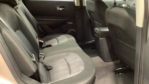 Used Nissan Qashqai 2010 for sale - 76266187: Photo 8