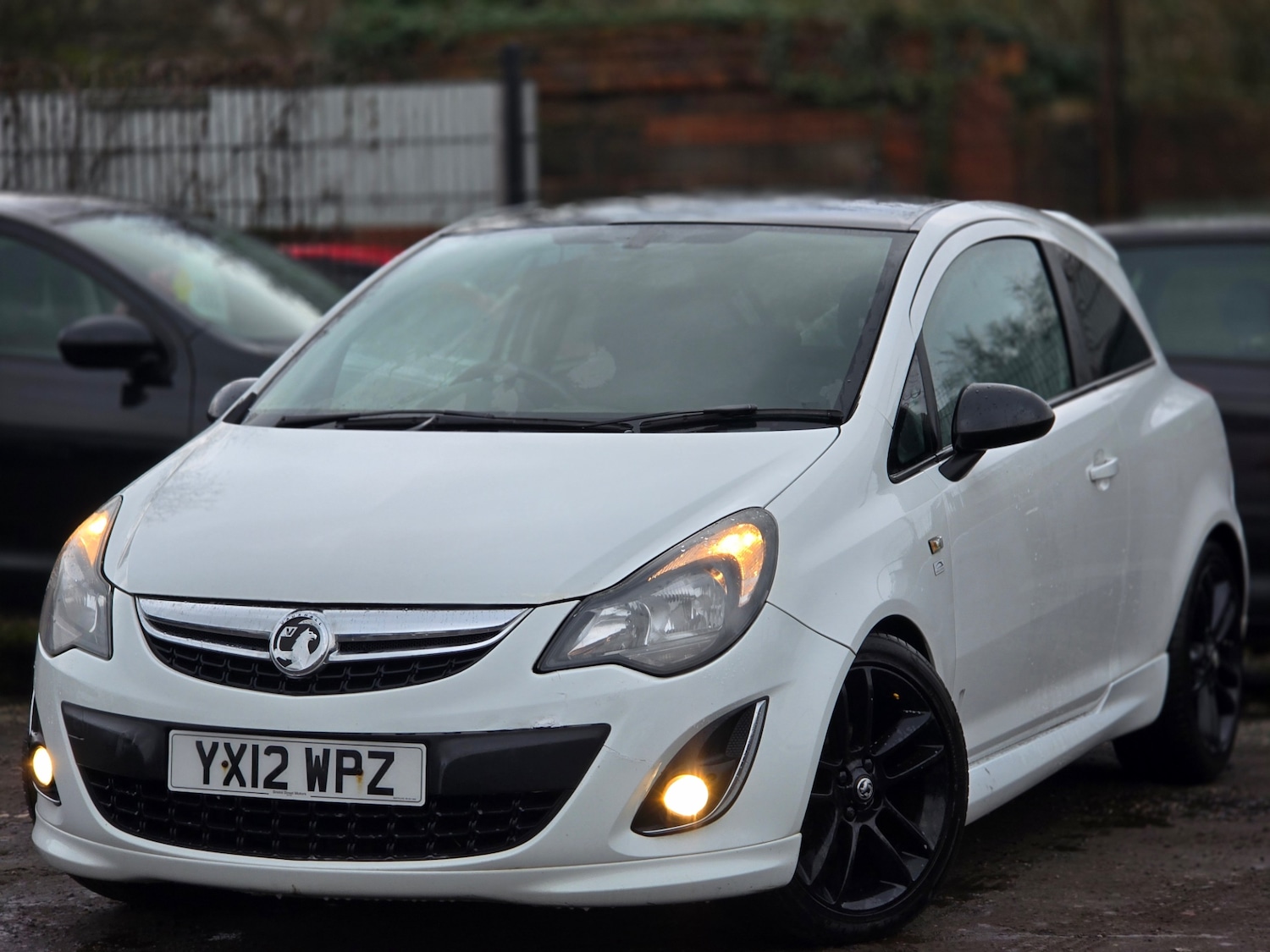 Used Vauxhall Corsa 2012 for sale - 77380757: Photo 3