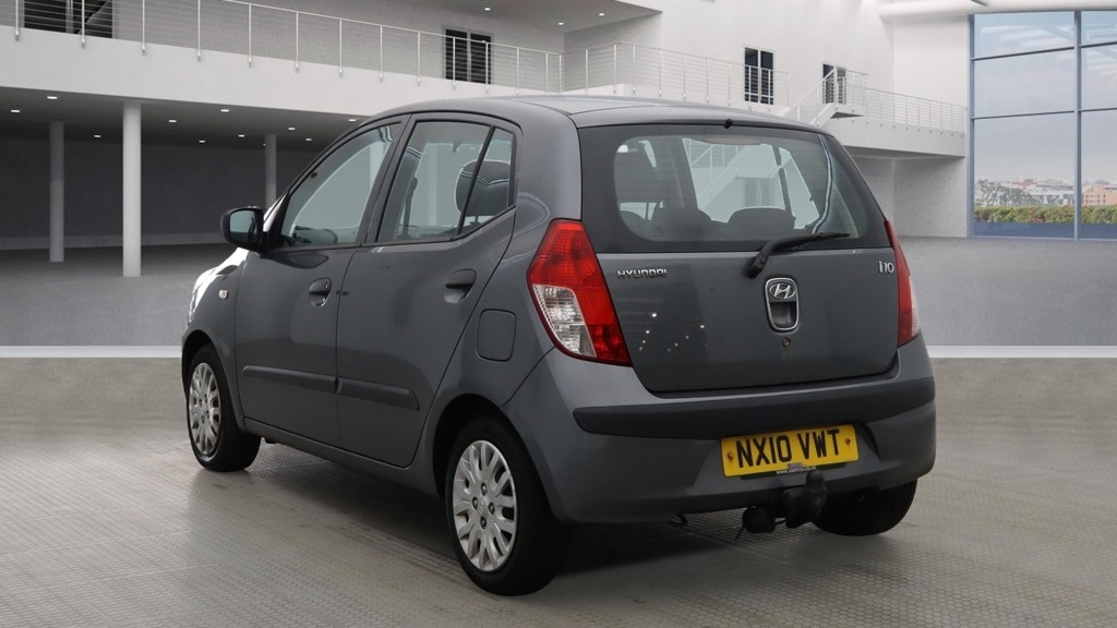 Used Hyundai i10 2010 for sale - 76493824: Photo 3