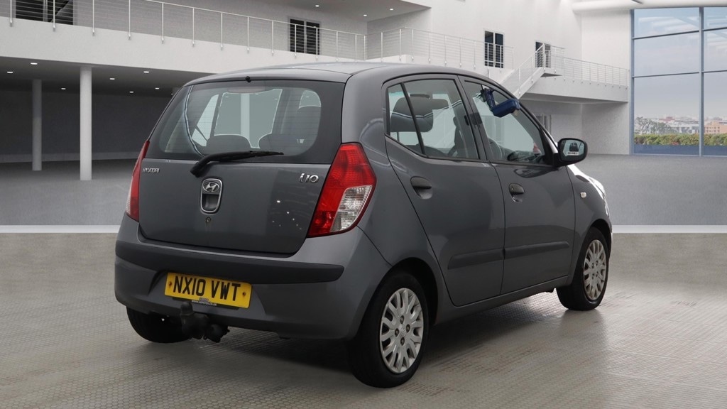 Used Hyundai i10 2010 for sale - 76493824: Photo 4