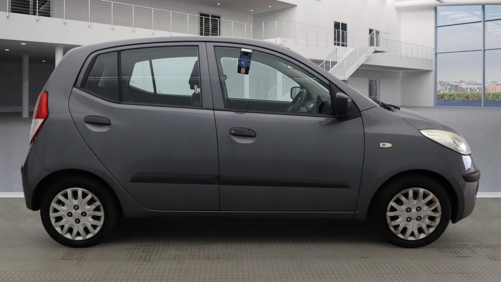 Used Hyundai i10 2010 for sale - 76493824: Photo 5