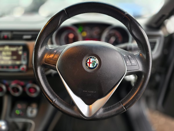 Used Alfa Romeo Giulietta 2016 for sale - 76265819: Photo 16
