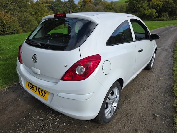 Used Vauxhall Corsa 2010 for sale - 76332051: Photo 6