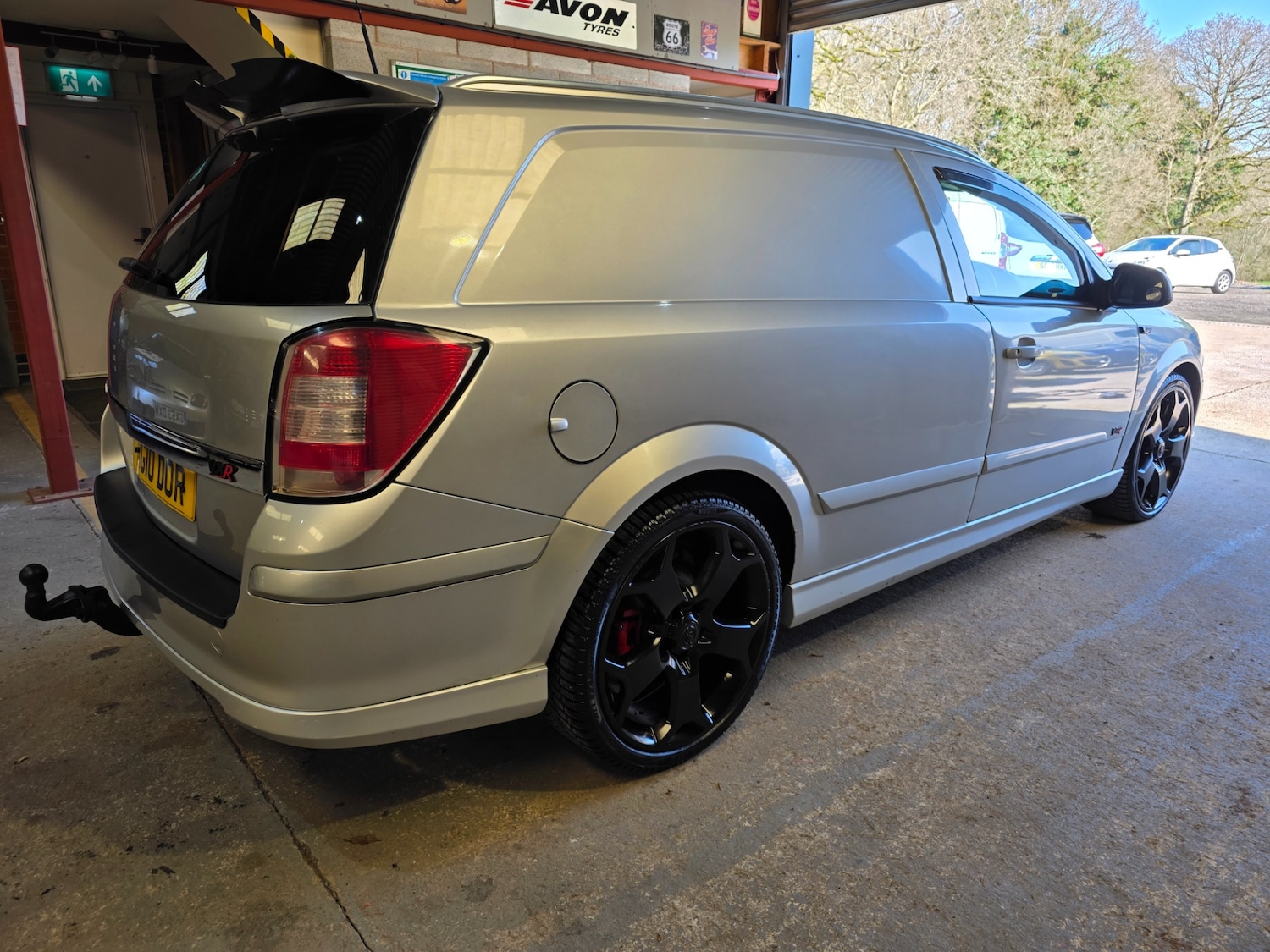 Used Vauxhall Astra Van 2010 for sale - 77766991: Photo 2