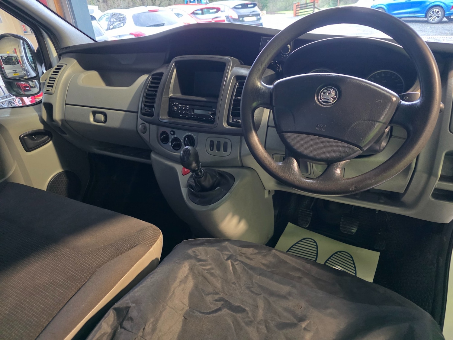 Used Vauxhall Vivaro 2011 for sale - 77283236: Photo 6