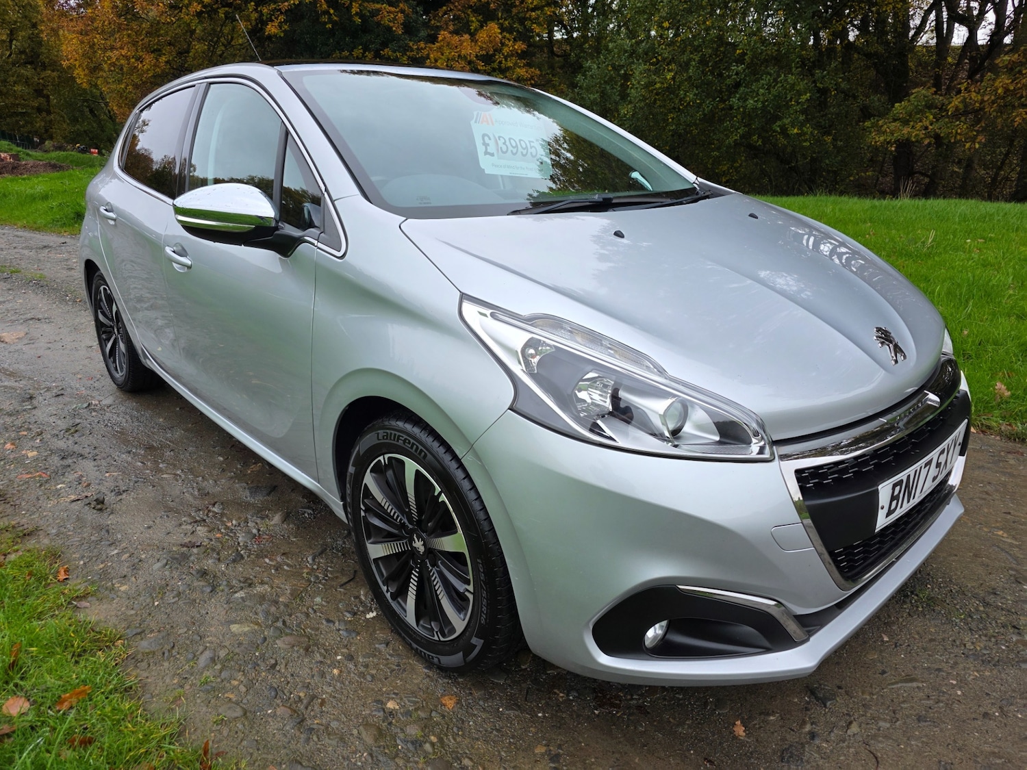 Used Peugeot 208 2017 for sale - 76461623: Photo 1