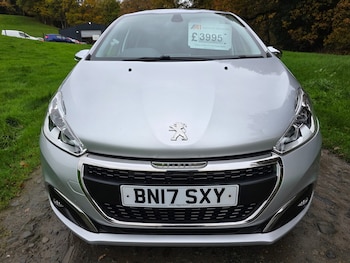 Used Peugeot 208 2017 for sale - 76461623: Photo