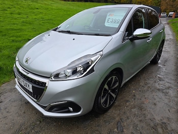 Used Peugeot 208 2017 for sale - 76461623: Photo