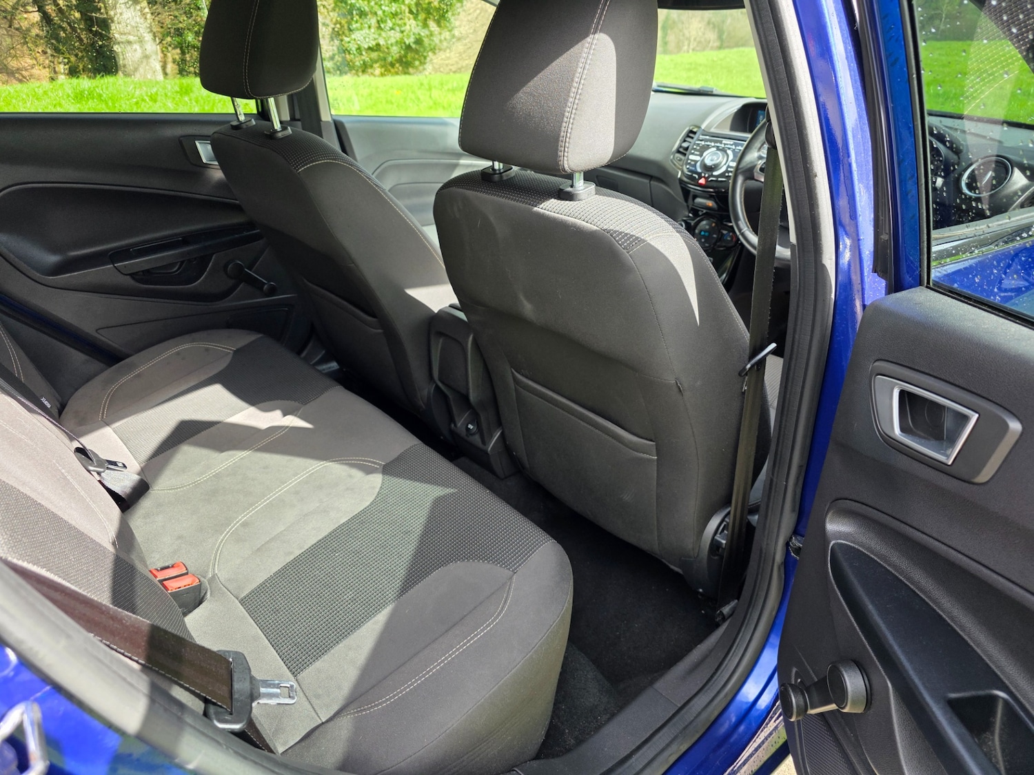 Used Ford Fiesta 2015 for sale - 78064921: Photo 9