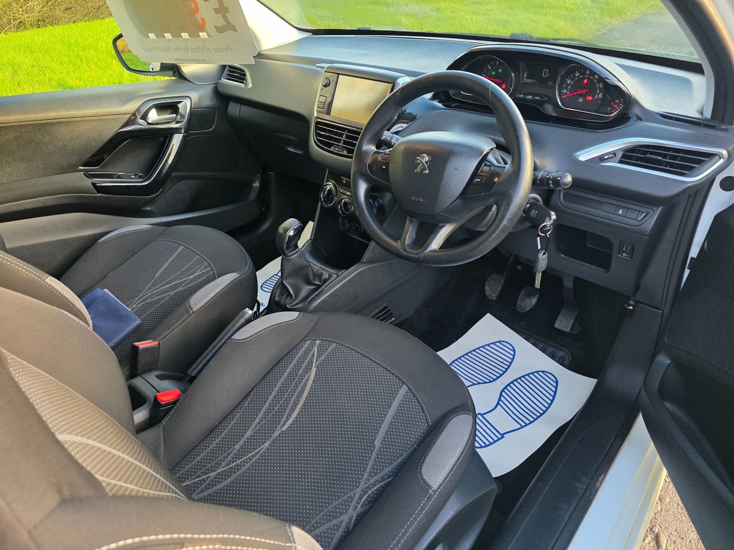 Used Peugeot 208 2014 for sale - 76931126: Photo 7