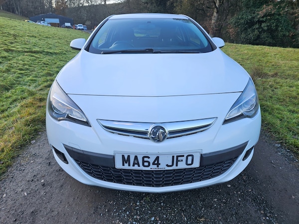 Used Vauxhall Astra GTC 2014 for sale - 73022324: Photo 2