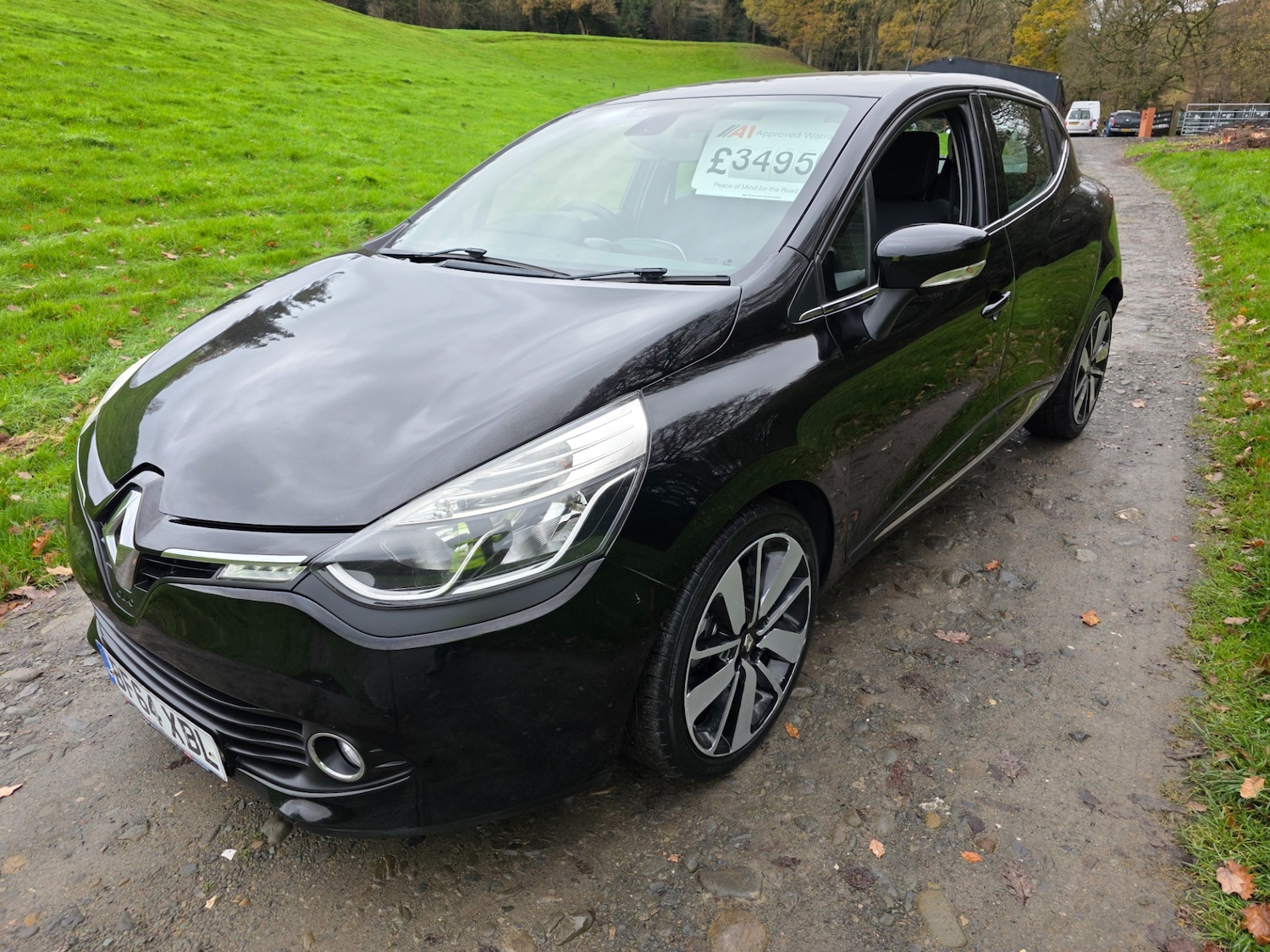 Used Renault Clio 2014 for sale - 76673332: Photo 3