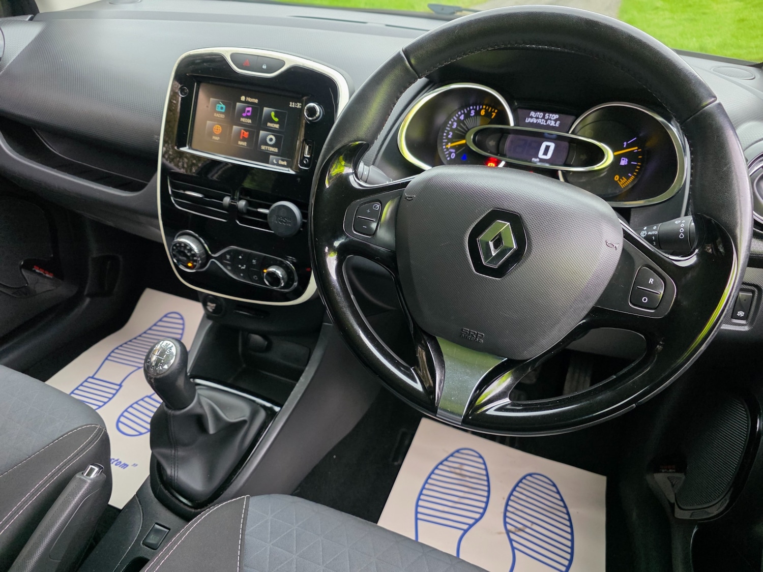 Used Renault Clio 2014 for sale - 76673332: Photo 7