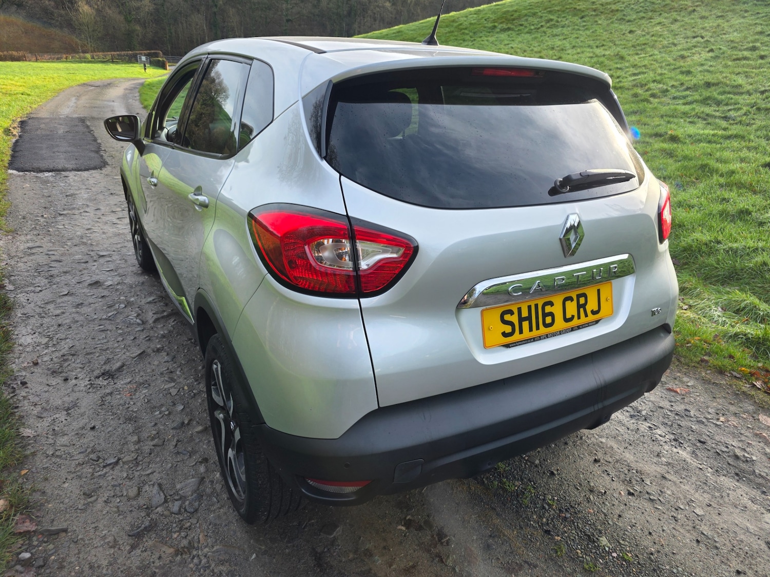 Used Renault Captur 2016 for sale - 76957390: Photo 4