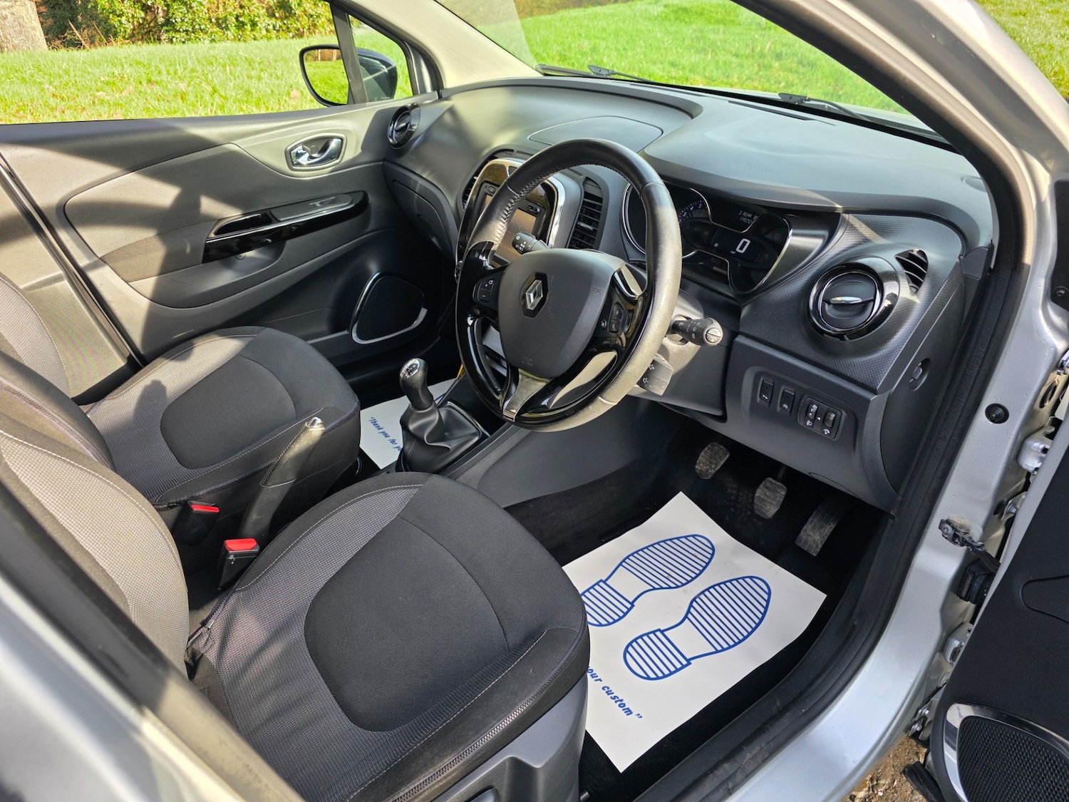 Used Renault Captur 2016 for sale - 76957390: Photo 8