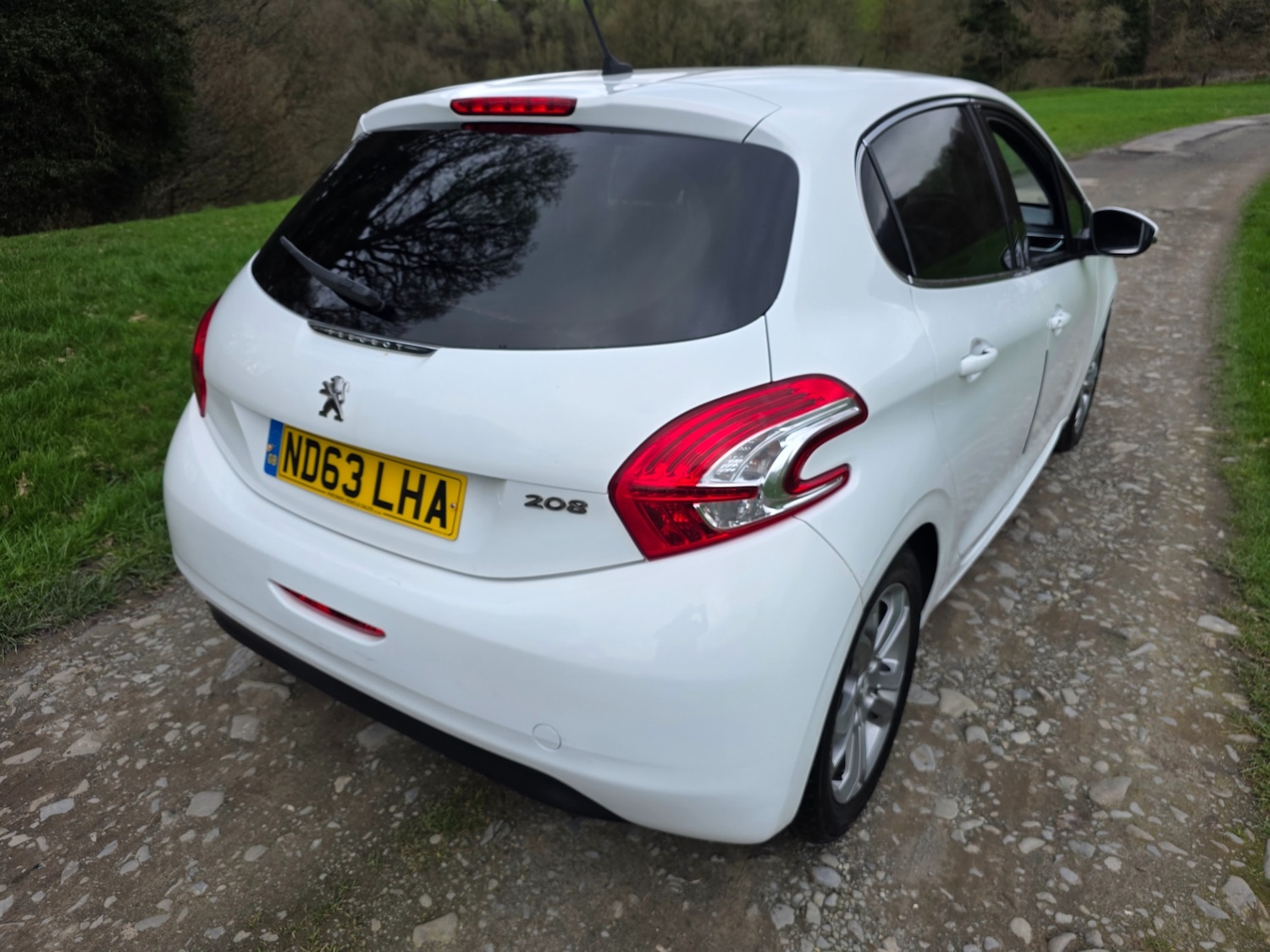 Used Peugeot 208 2014 for sale - 77818015: Photo 6