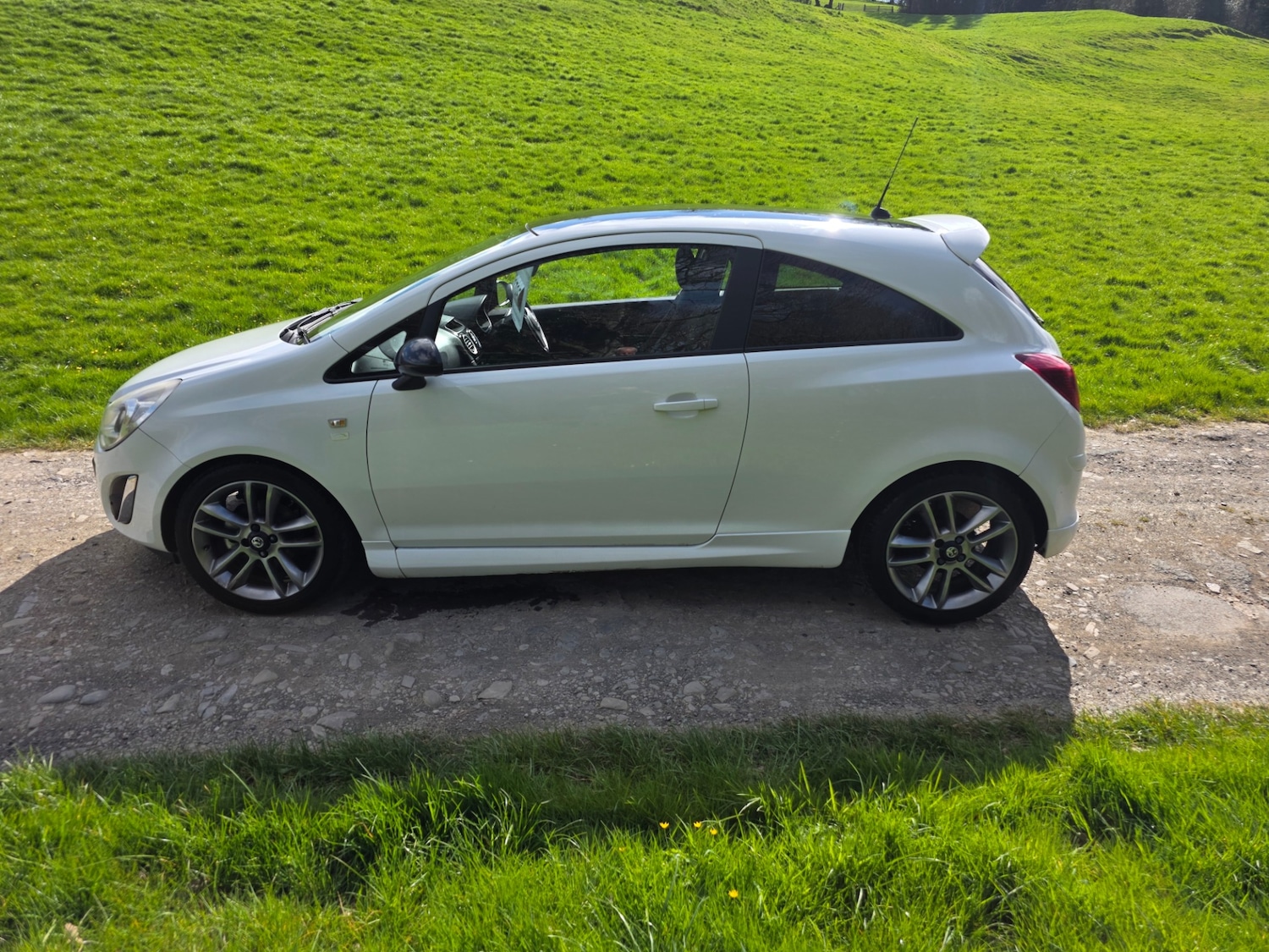 Used Vauxhall Corsa 2014 for sale - 78107975: Photo 4