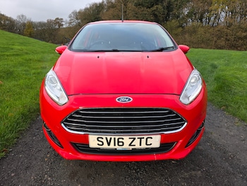 Used Ford Fiesta 2016 for sale - 76673230: Photo