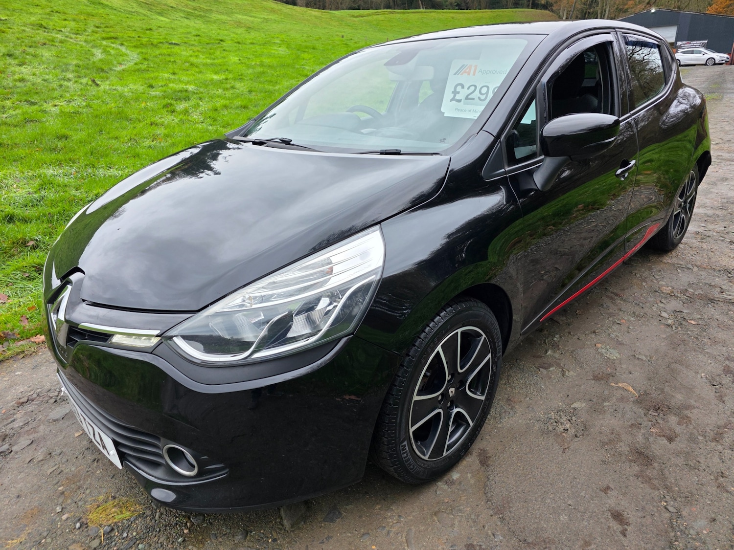 Used Renault Clio 2013 for sale - 76830631: Photo 3