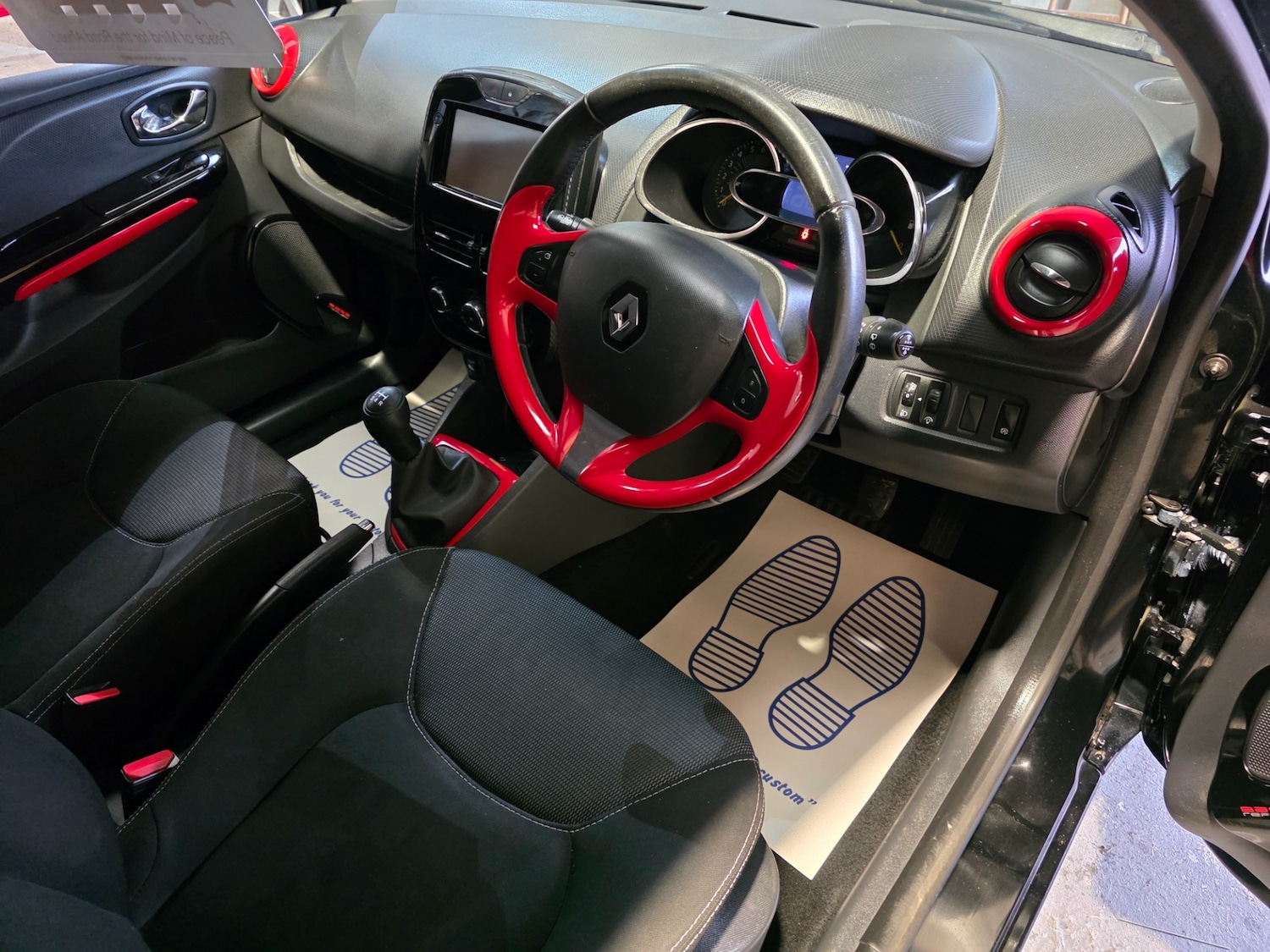 Used Renault Clio 2013 for sale - 76830631: Photo 8