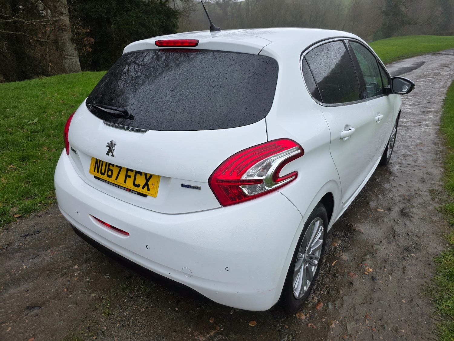 Used Peugeot 208 2017 for sale - 77715837: Photo 6