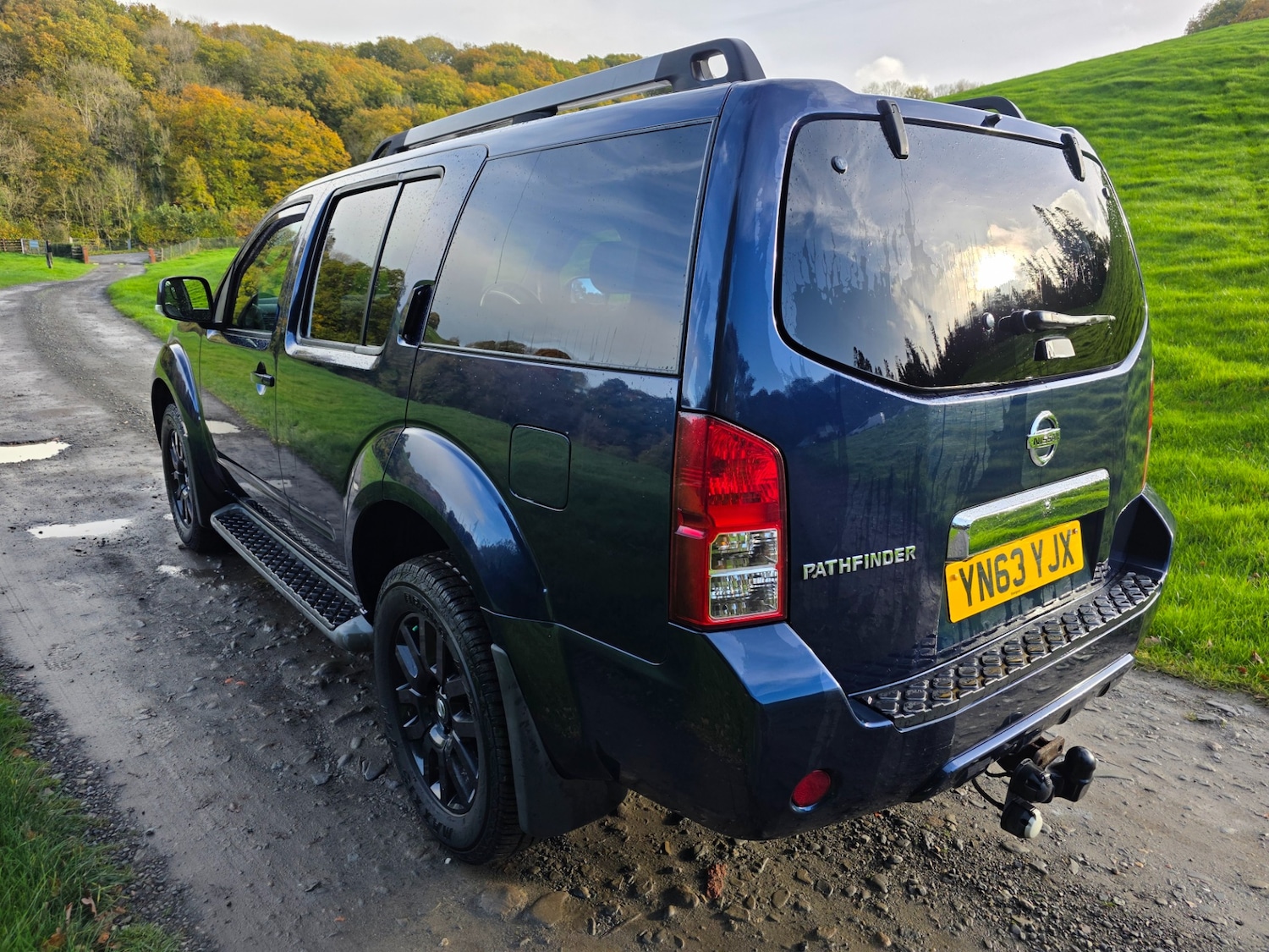 Used Nissan Pathfinder 2013 for sale - 76403368: Photo 4
