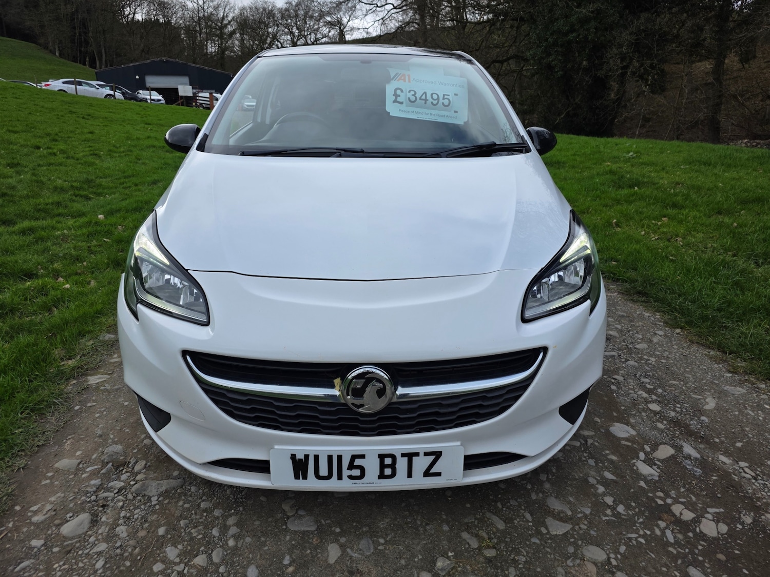 Used Vauxhall Corsa 2015 for sale - 77818112: Photo 2