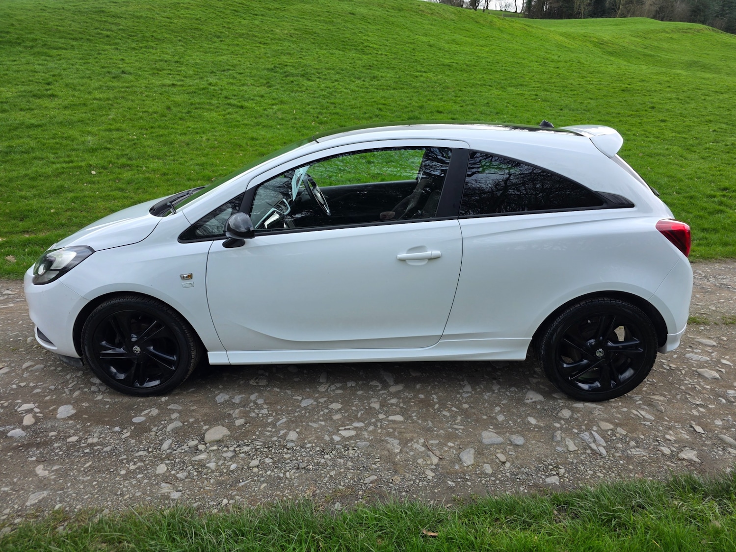 Used Vauxhall Corsa 2015 for sale - 77818112: Photo 4