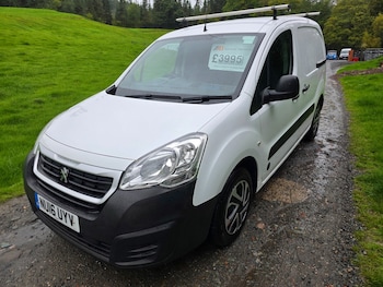 Used Peugeot Partner 2016 for sale - 76157521: Photo