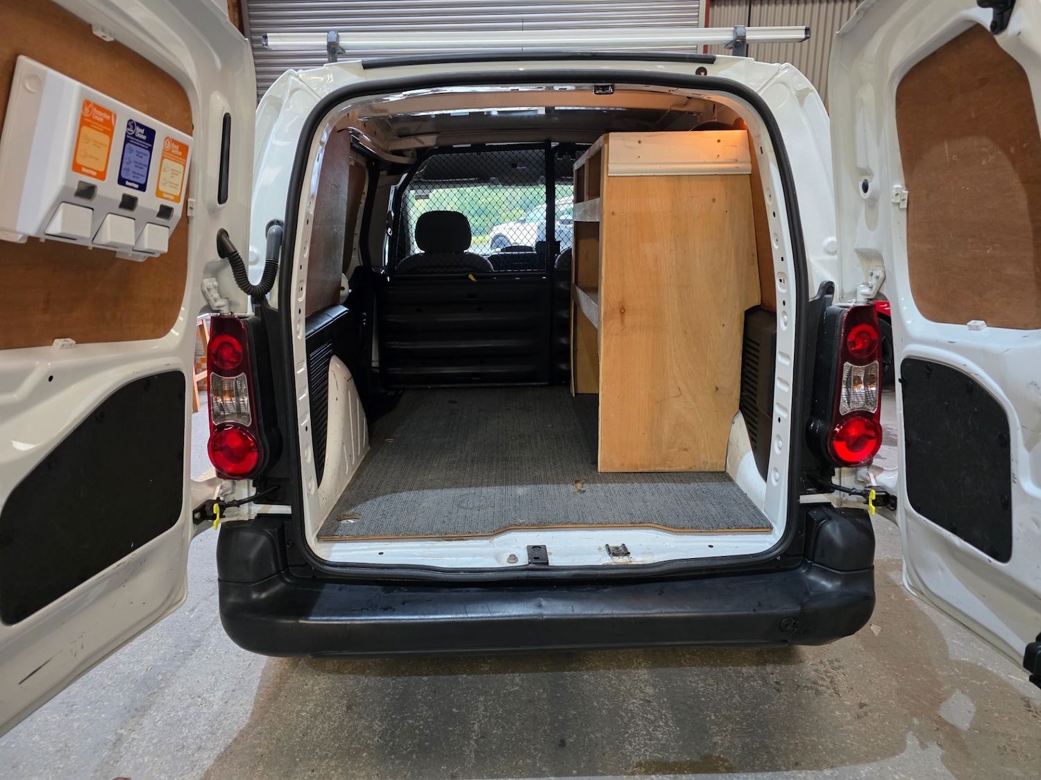 Used Peugeot Partner 2016 for sale - 76157521: Photo 6