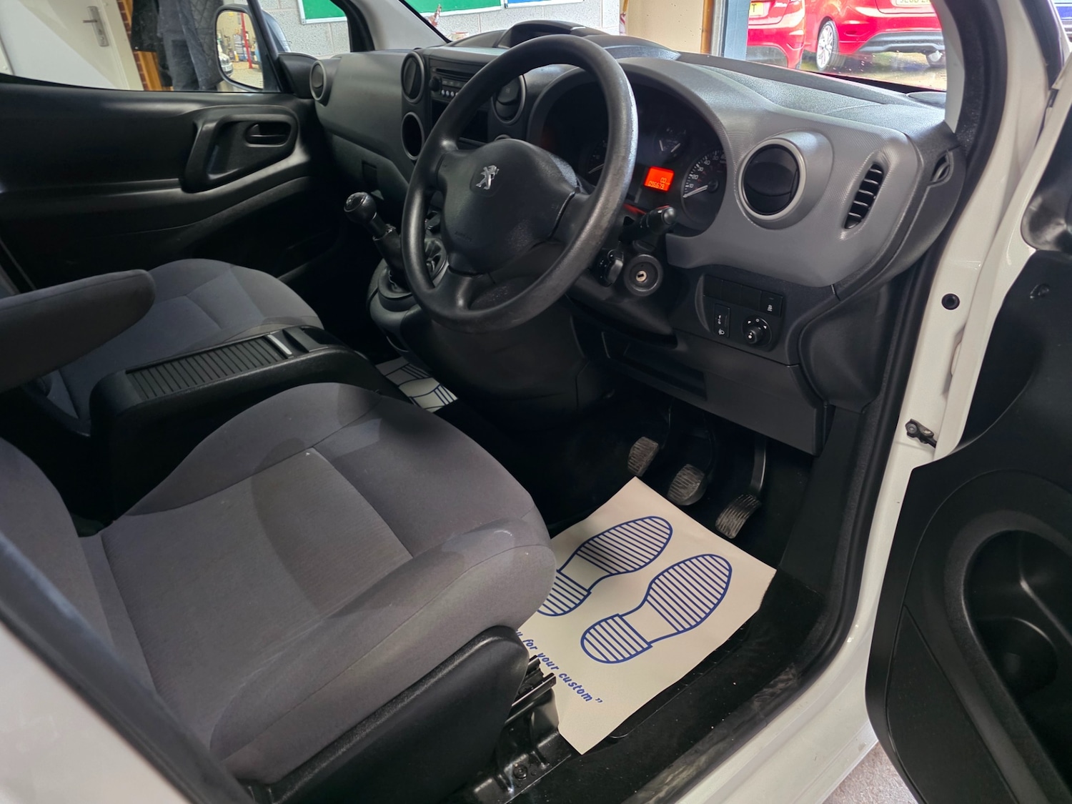 Used Peugeot Partner 2016 for sale - 76157521: Photo 7