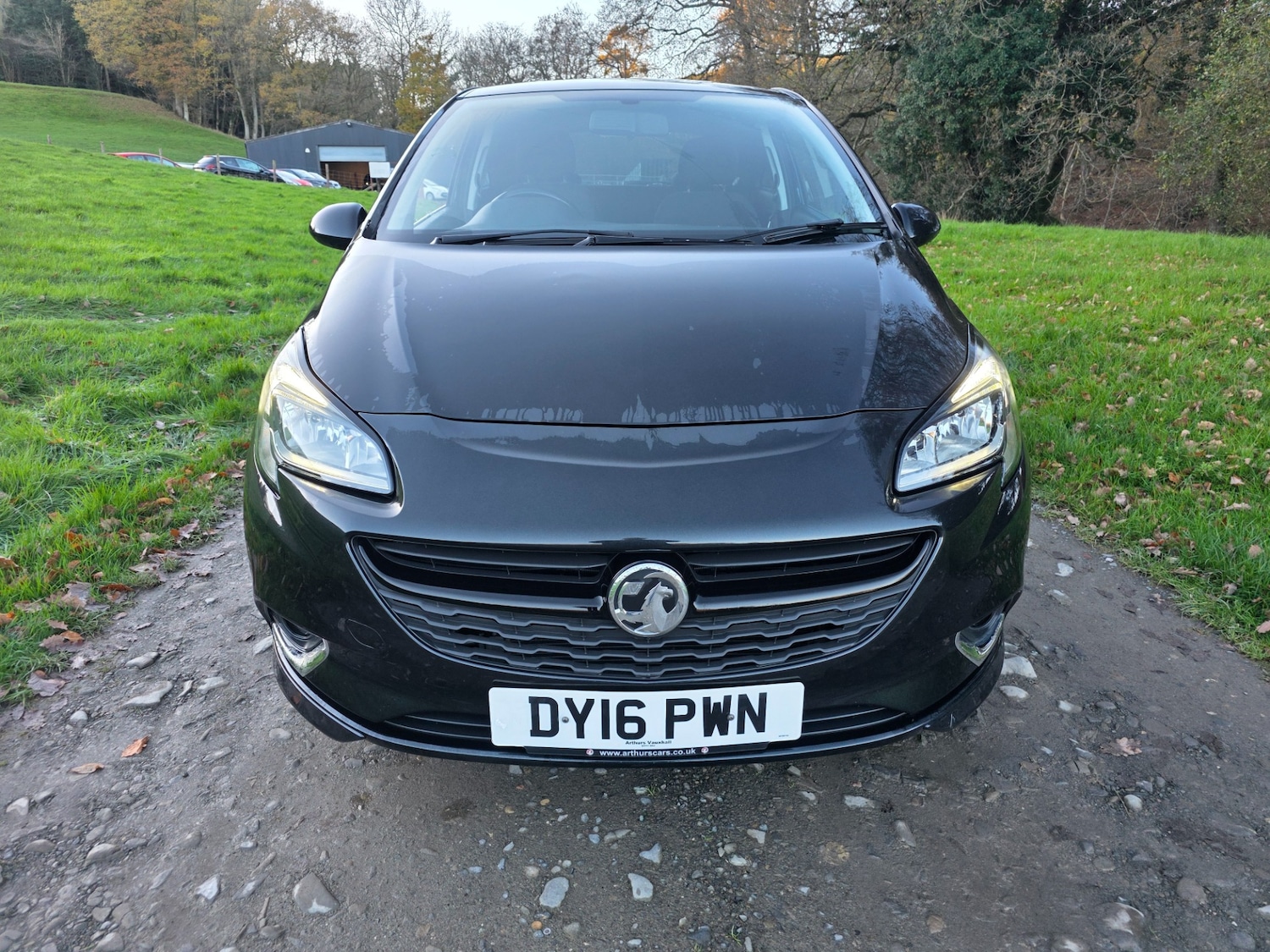 Used Vauxhall Corsa 2016 for sale - 76694661: Photo 2