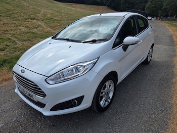 Used Ford Fiesta 2016 for sale - 79418914: Photo