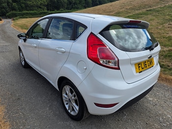 Used Ford Fiesta 2016 for sale - 79418914: Photo