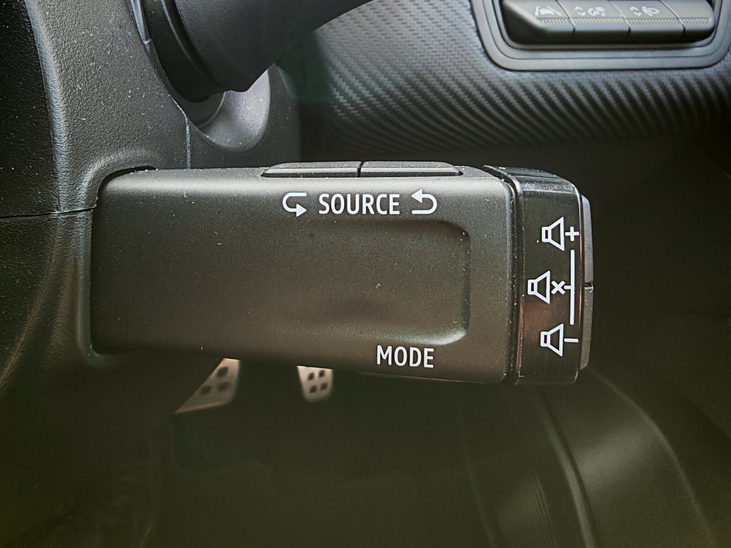 Used Renault Captur 2023 for sale - 76567982: Photo 19