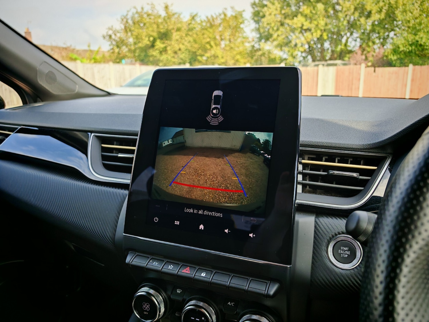 Used Renault Captur 2023 for sale - 76567982: Photo 22