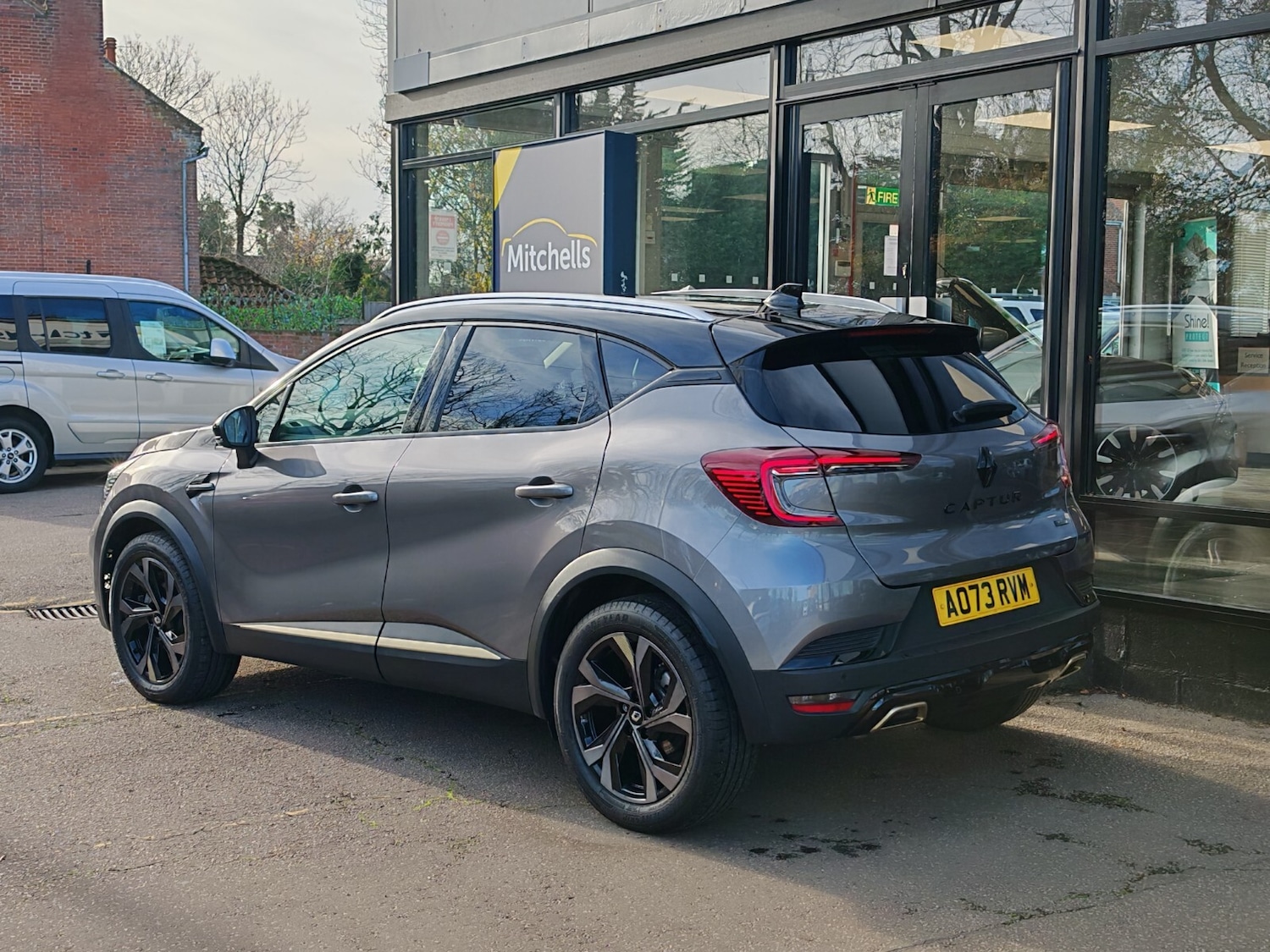 Used Renault Captur 2023 for sale - 76567982: Photo 4