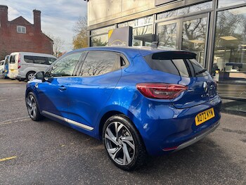 Used Renault Clio 2022 for sale - 76458732: Photo