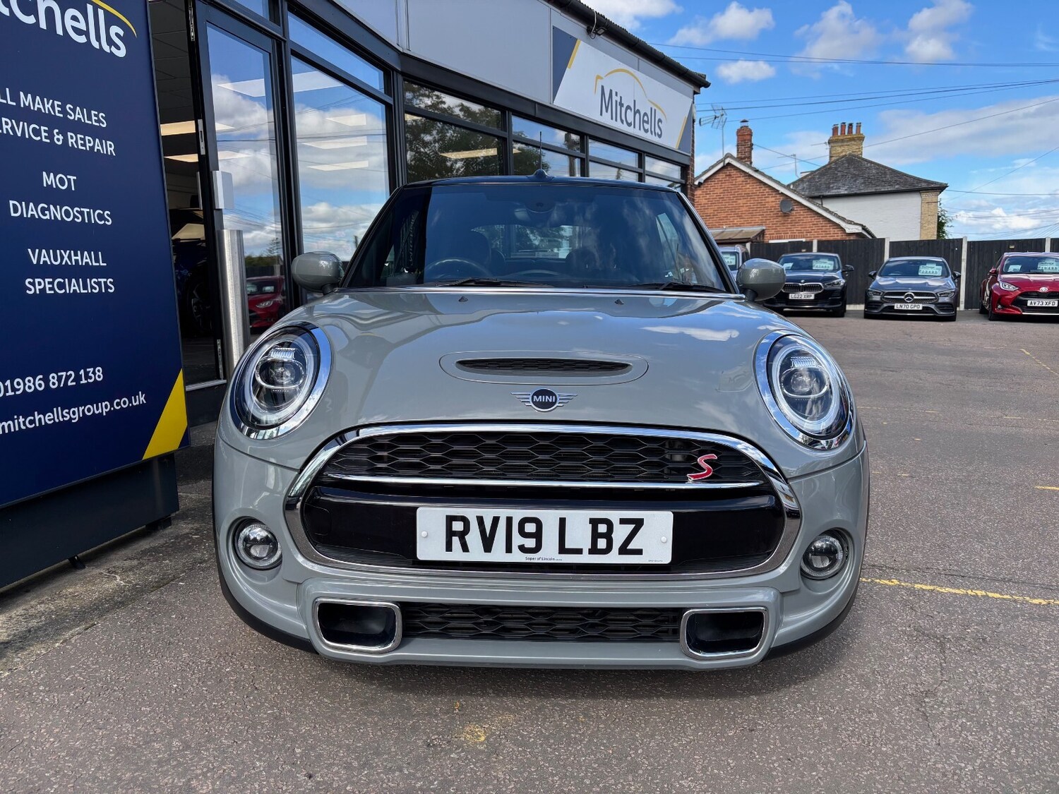 Used MINI Convertible 2019 for sale - 76203877: Photo 3