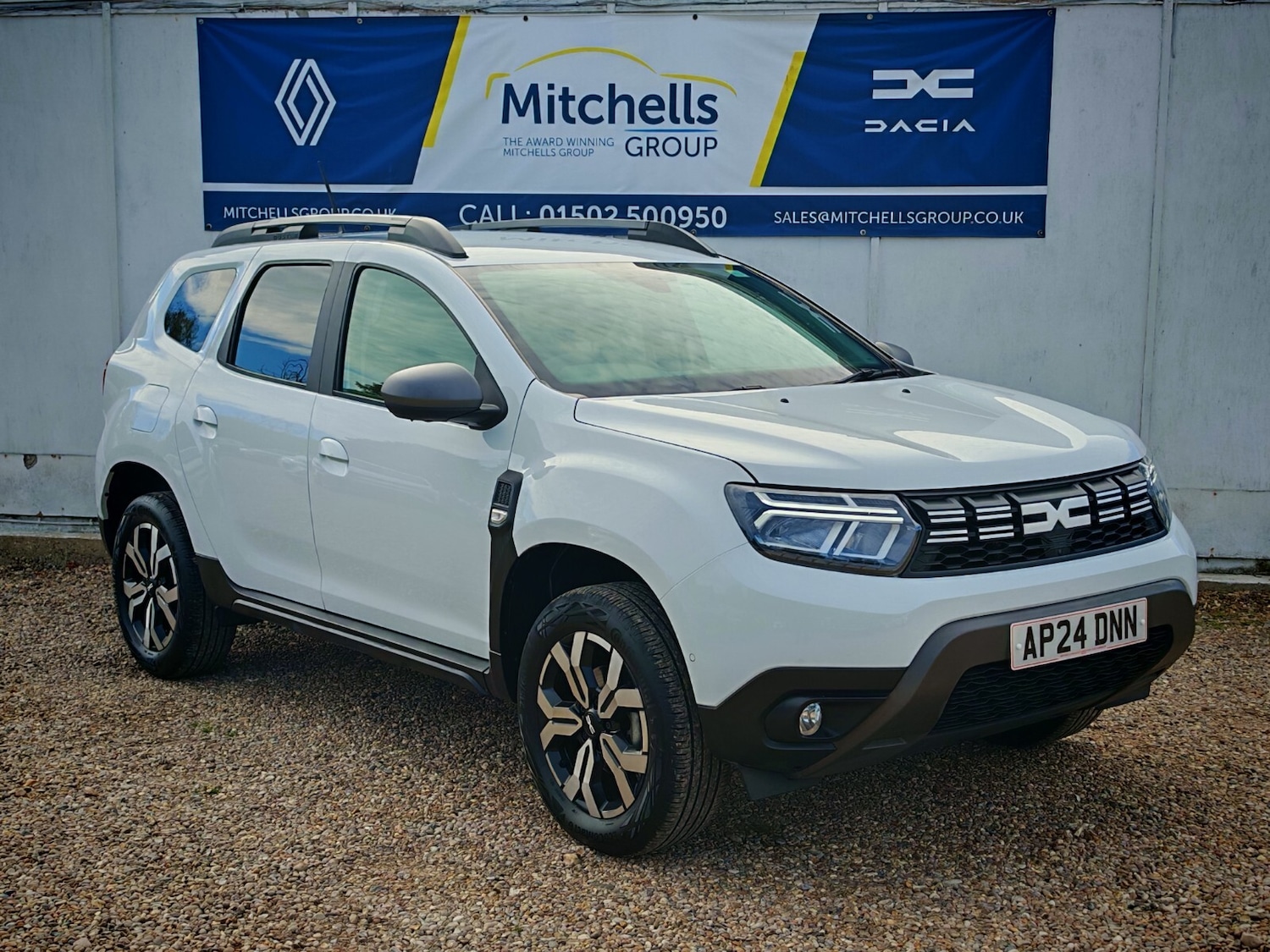 Used Dacia Duster 2024 for sale - 76507621: Photo 2