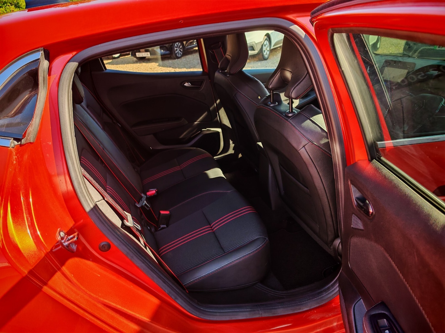 Used Renault Clio 2022 for sale - 76696473: Photo 8