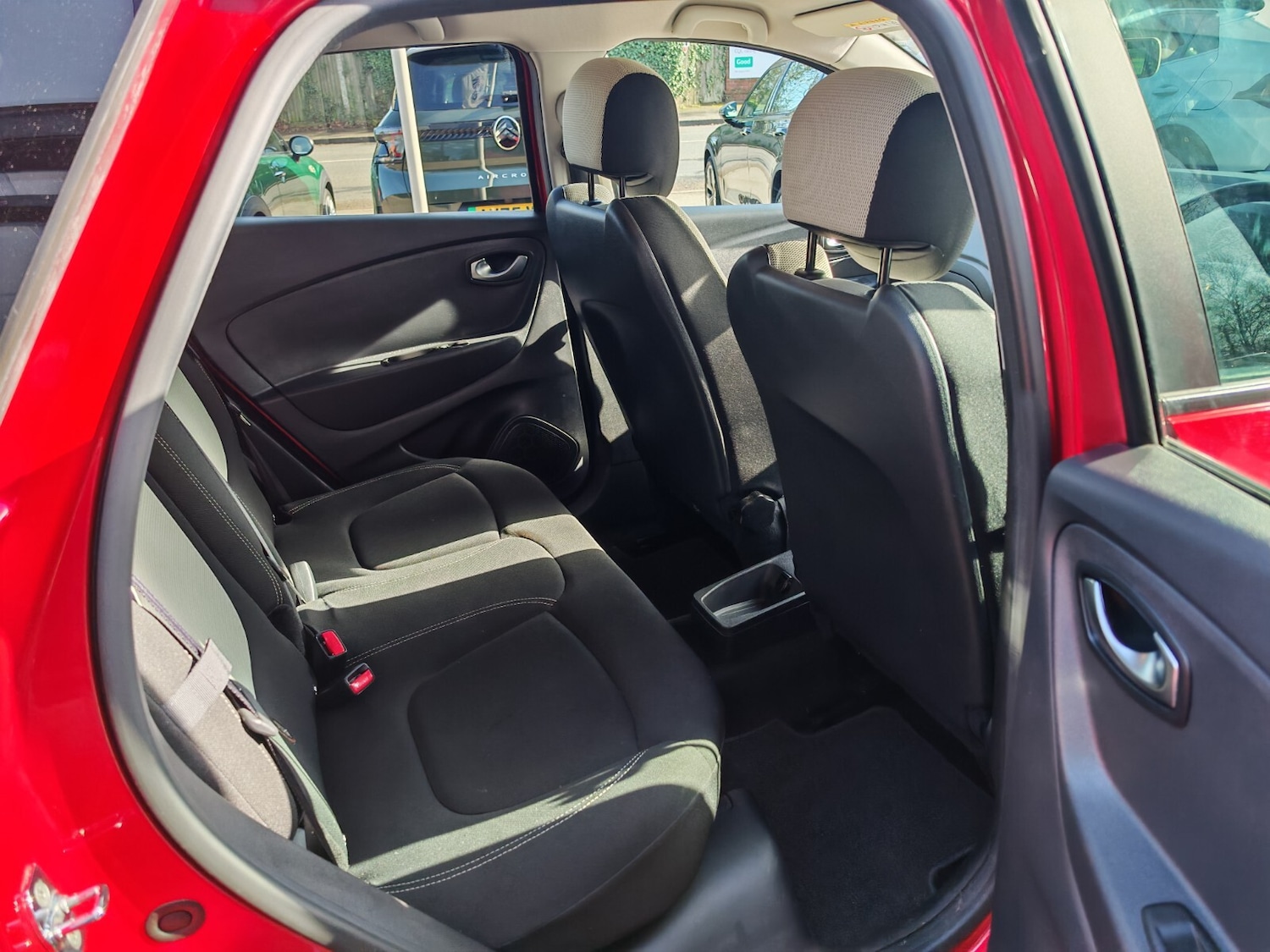 Used Renault Captur 2018 for sale - 77665065: Photo 11