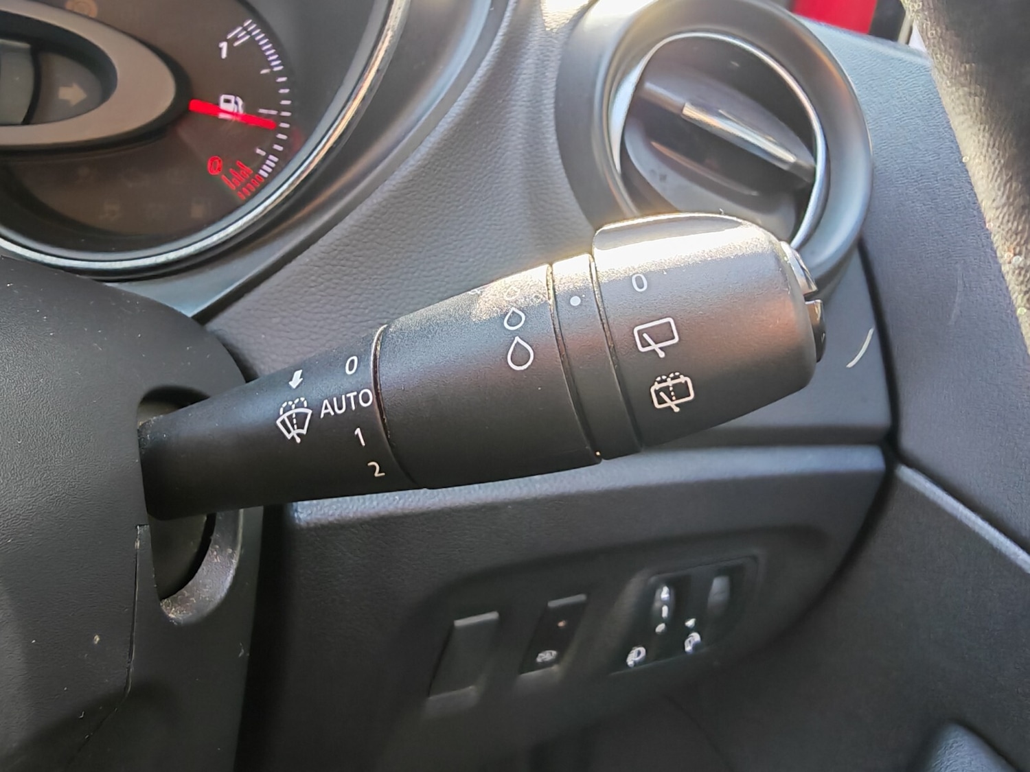 Used Renault Captur 2018 for sale - 77665065: Photo 17