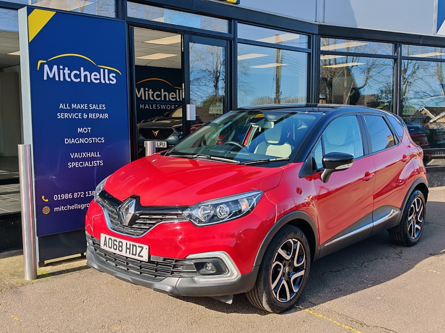 Used Renault Captur 2018 for sale - 77665065: Photo 2