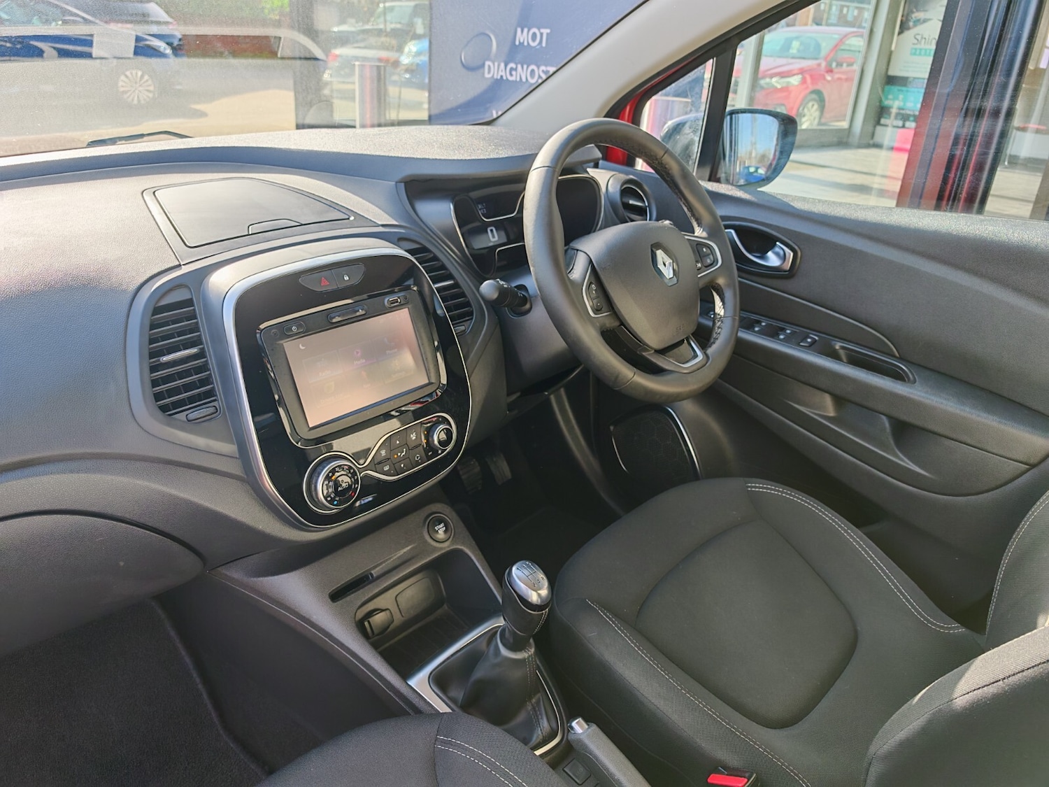 Used Renault Captur 2018 for sale - 77665065: Photo 7