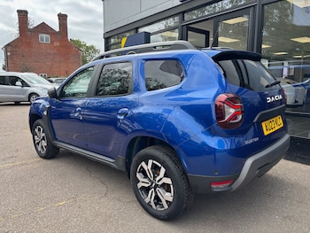 Used Dacia Duster 2023 for sale - 76203582: Photo